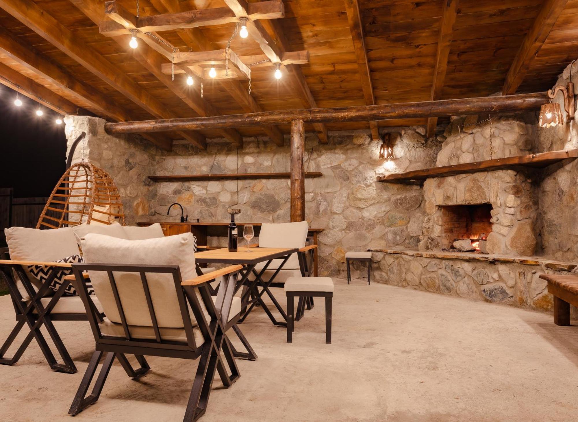 Mestia Villas Εξωτερικό φωτογραφία